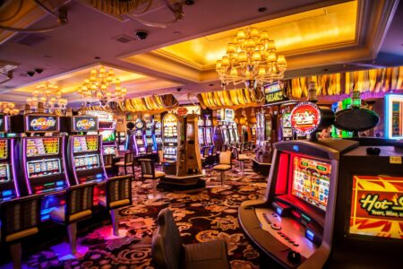 Store jackpotter på cruise-casinoer
